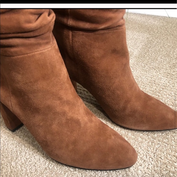 Banana Republic Slouchy Boot - Picture 7 of 8
